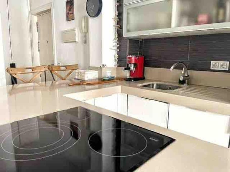 180 Home Casa Rodrigo De Triana Севилья Экстерьер фото
